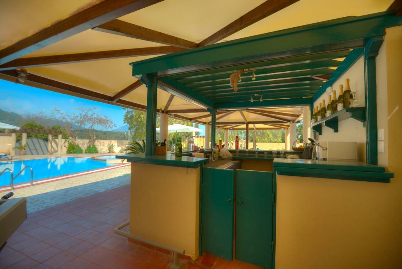 Santalas Villa