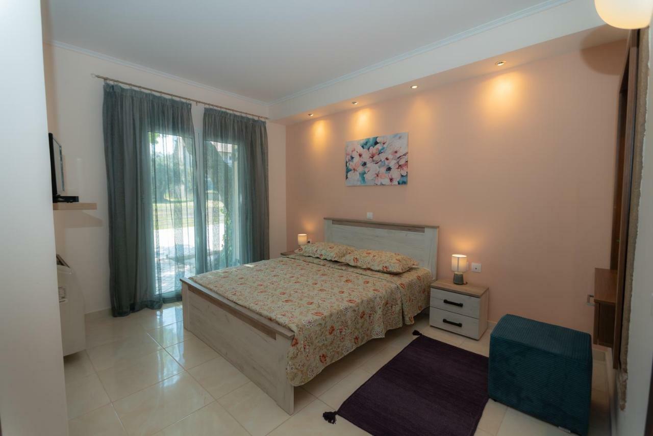 Santalas Villa
